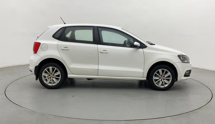2016 Volkswagen Polo HIGHLINE1.2L, Petrol, Manual, 74,085 km, Right Side View