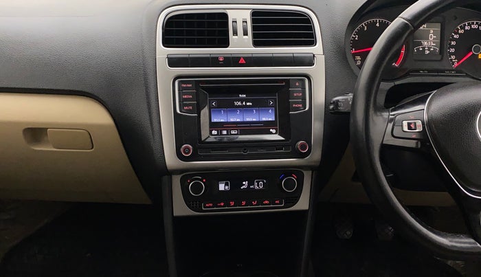 2016 Volkswagen Polo HIGHLINE1.2L, Petrol, Manual, 74,085 km, Air Conditioner