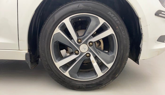 2021 Tata ALTROZ XZ 1.2, Petrol, Manual, 25,330 km, Right Front Wheel