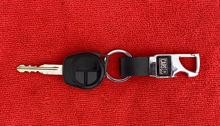 2016 Maruti Swift VXI, Petrol, Manual, 62,849 km, Key Close Up