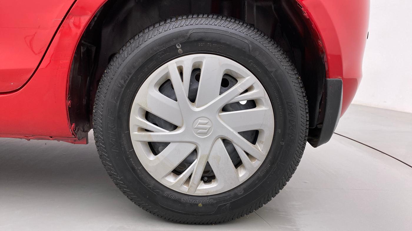 2016 Maruti Swift VXI, Petrol, Manual, 62,849 km, Left Rear Wheel