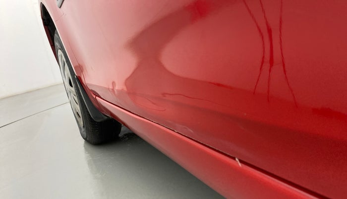2016 Maruti Swift VXI, Petrol, Manual, 62,849 km, Front passenger door - Slightly dented