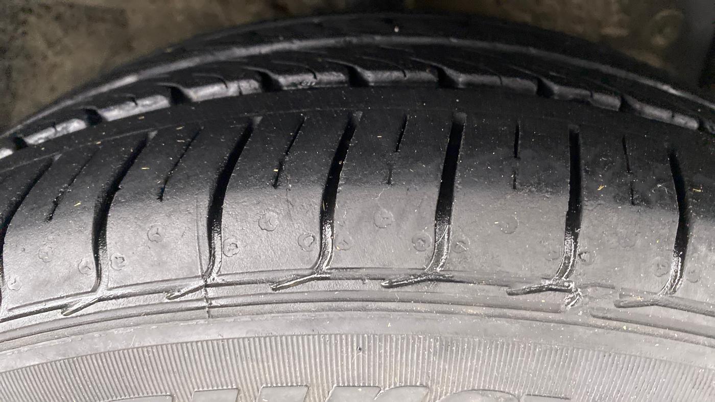 2018 Ford FREESTYLE TITANIUM + 1.2 TI-VCT, Petrol, Manual, 15,703 km, Right Front Tyre Tread