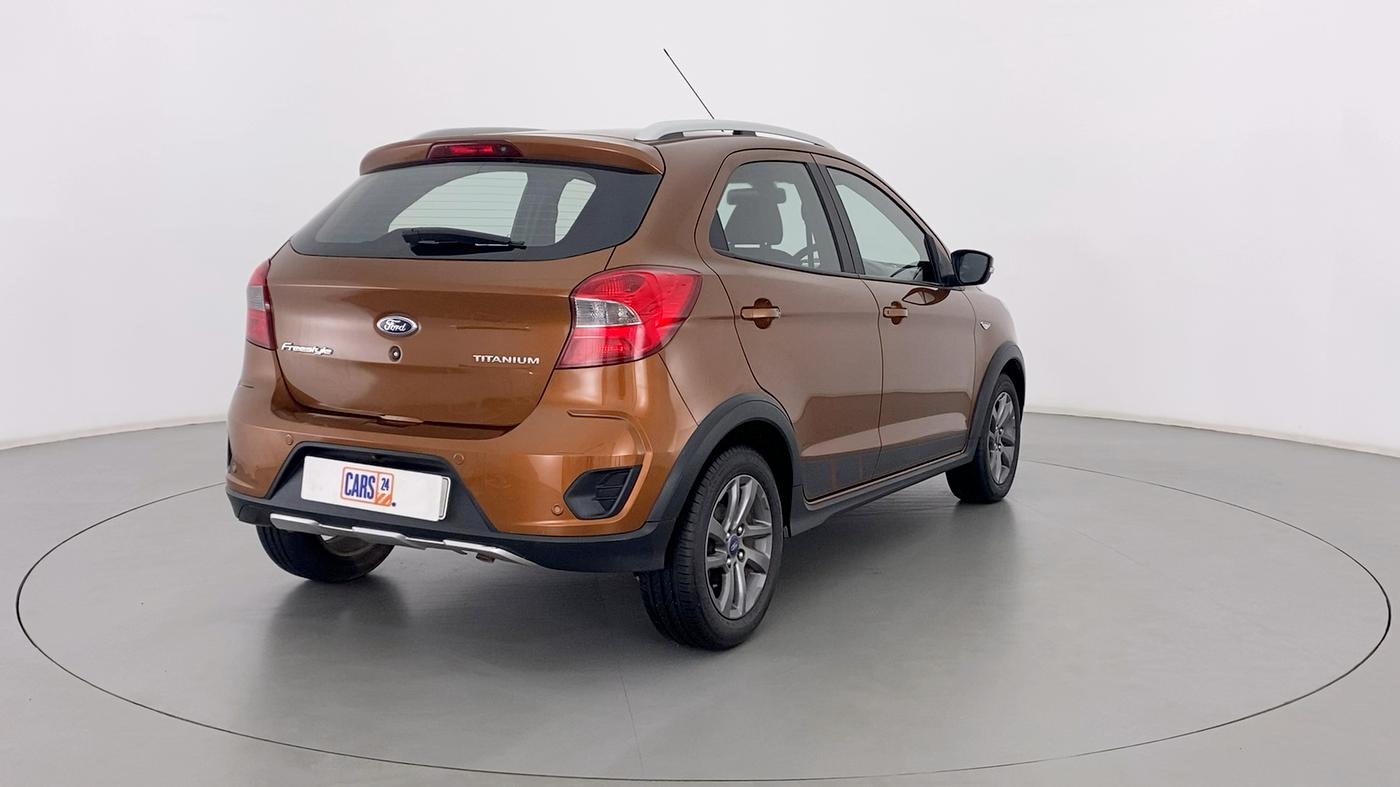 2018 Ford FREESTYLE TITANIUM + 1.2 TI-VCT, Petrol, Manual, 15,703 km, Right Back Diagonal