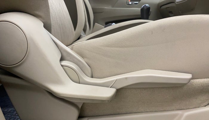 2020 Maruti Ertiga ZXI SHVS, Petrol, Manual, 39,800 km, Driver Side Adjustment Panel