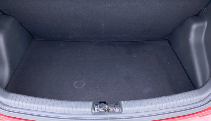2018 Hyundai Grand i10 SPORTS 1.2 VTVT, Petrol, Manual, 16,266 km, Boot Inside