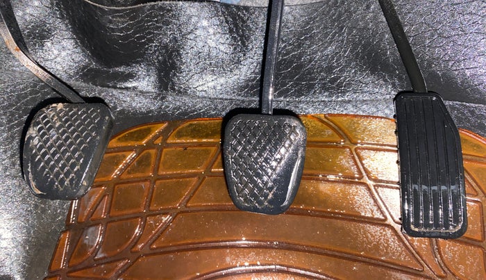 2015 Honda Amaze 1.2L I-VTEC S, Petrol, Manual, 73,724 km, Pedals