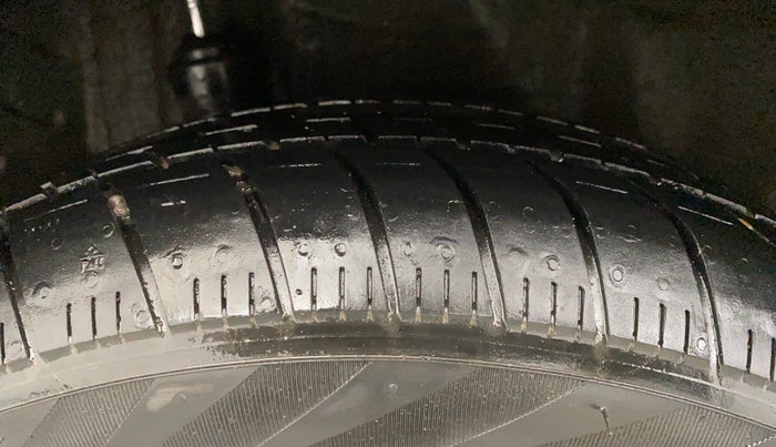 2015 Honda Amaze 1.2L I-VTEC S, Petrol, Manual, 73,724 km, Right Rear Tyre Tread