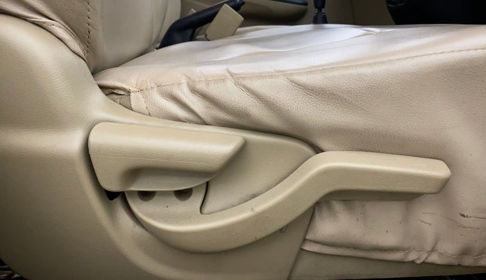 2015 Honda Amaze 1.2L I-VTEC S, Petrol, Manual, 73,724 km, Driver Side Adjustment Panel