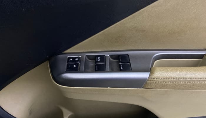 2018 Honda City 1.5L I-VTEC ZX CVT, Petrol, Automatic, 53,396 km, Driver Side Door Panels Control