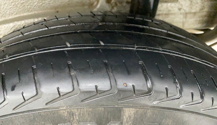 2020 Maruti New Wagon-R LXI CNG 1.0, CNG, Manual, 23,705 km, Left Rear Tyre Tread
