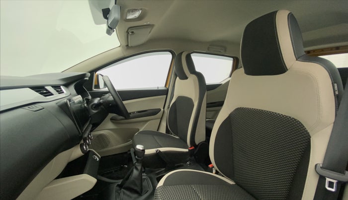 2019 Renault TRIBER RXZ, Petrol, Manual, 27,196 km, Right Side Front Door Cabin