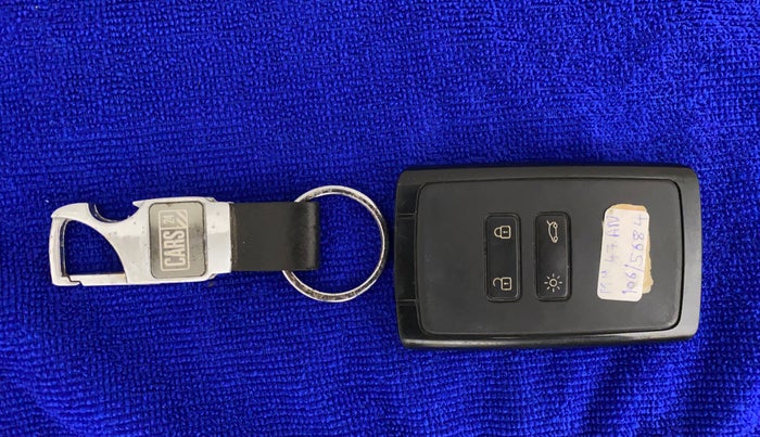 2019 Renault TRIBER RXZ, Petrol, Manual, 27,196 km, Key Close Up