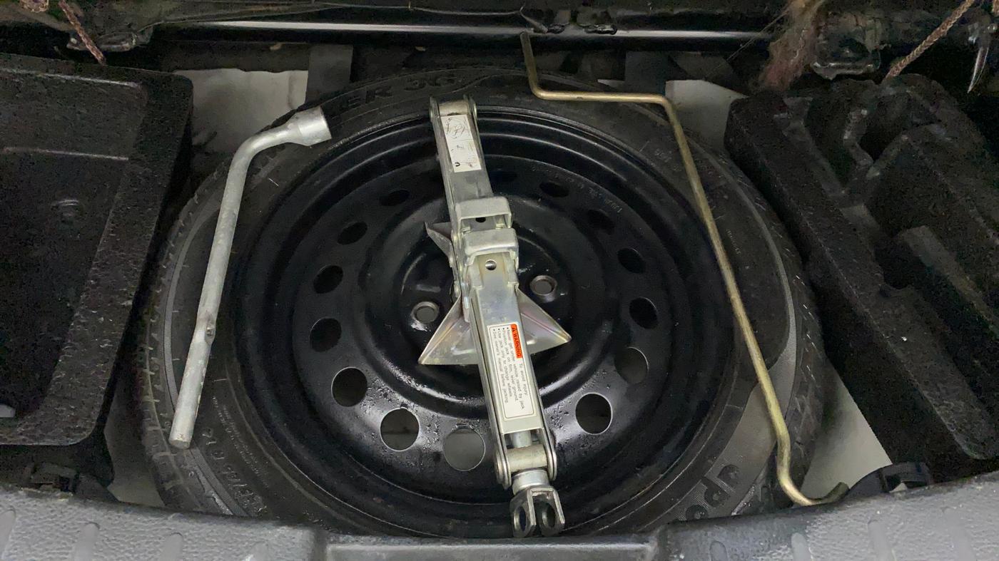 2013 Maruti Wagon R Stingray LXI, Petrol, Manual, 82,158 km, Spare Tyre