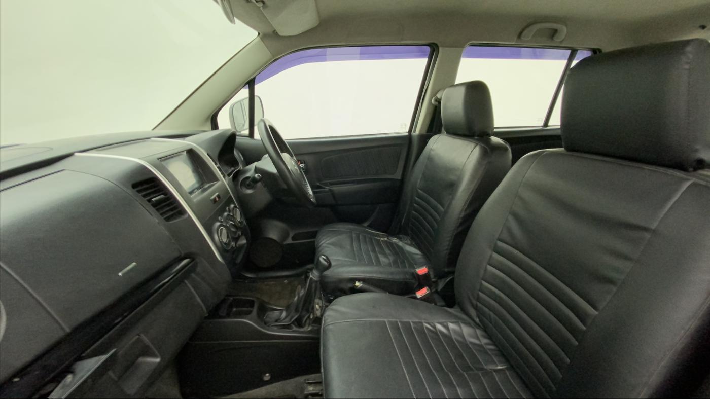 2013 Maruti Wagon R Stingray LXI, Petrol, Manual, 82,158 km, Right Side Front Door Cabin
