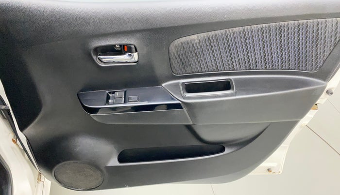 2013 Maruti Wagon R Stingray LXI, Petrol, Manual, 82,158 km, Driver Side Door Panels Control