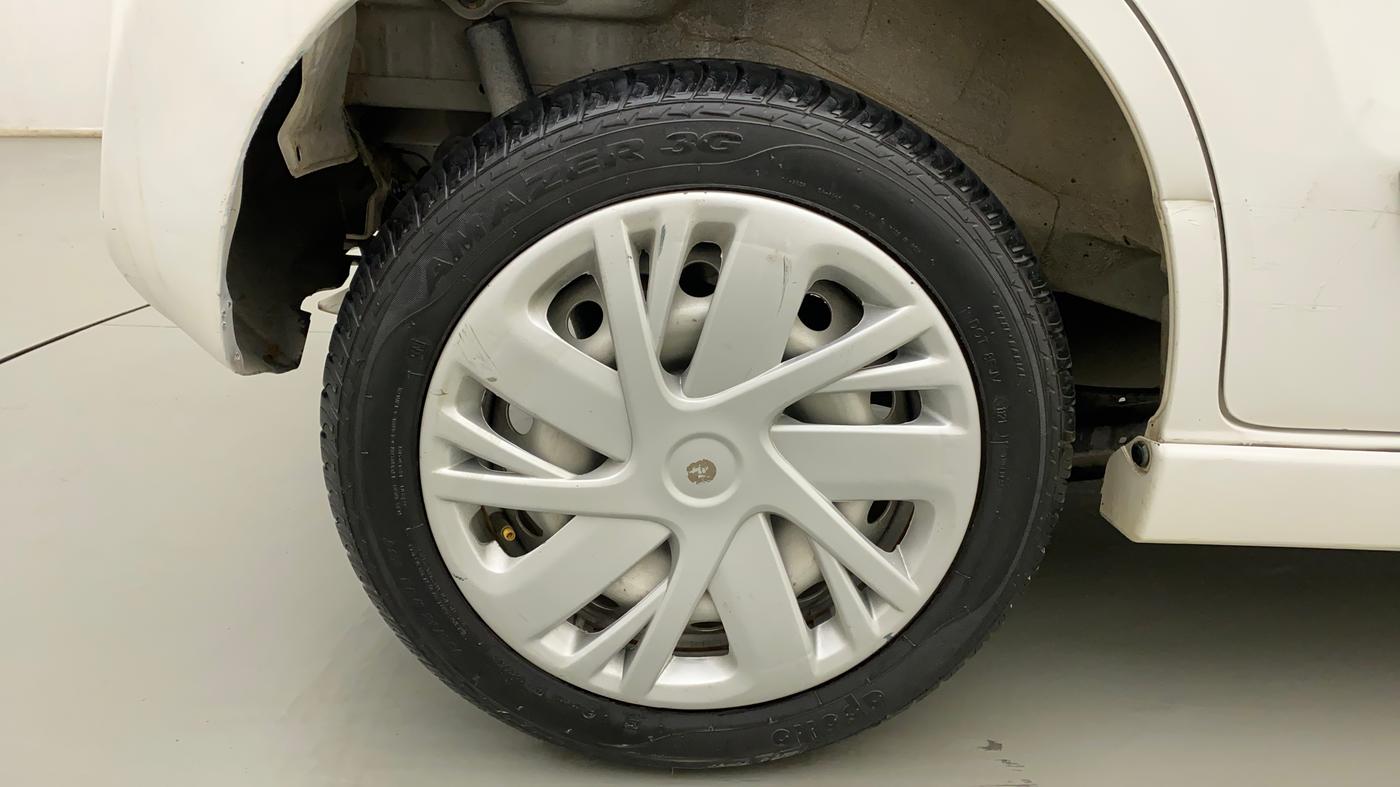 2013 Maruti Wagon R Stingray LXI, Petrol, Manual, 82,158 km, Right Rear Wheel