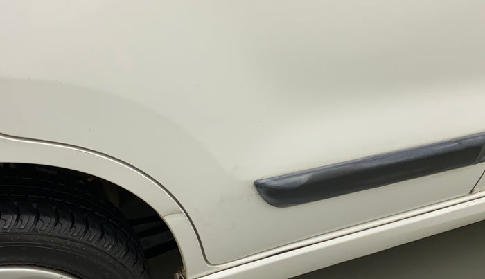 2013 Maruti Wagon R Stingray LXI, Petrol, Manual, 82,158 km, Right rear door - Minor scratches