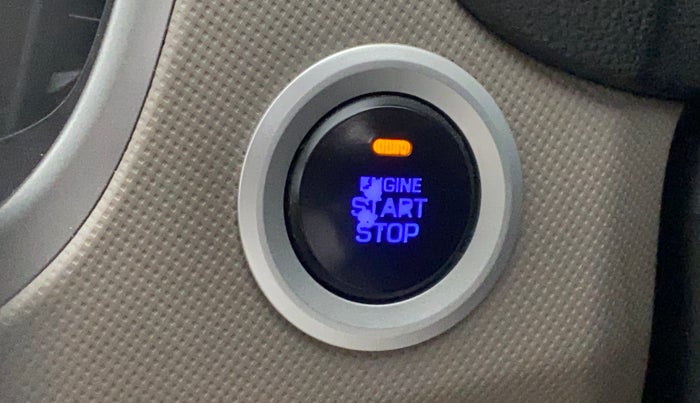 2018 Hyundai Creta SX PLUS 1.6 PETROL, Petrol, Manual, 48,745 km, Keyless Start/ Stop Button