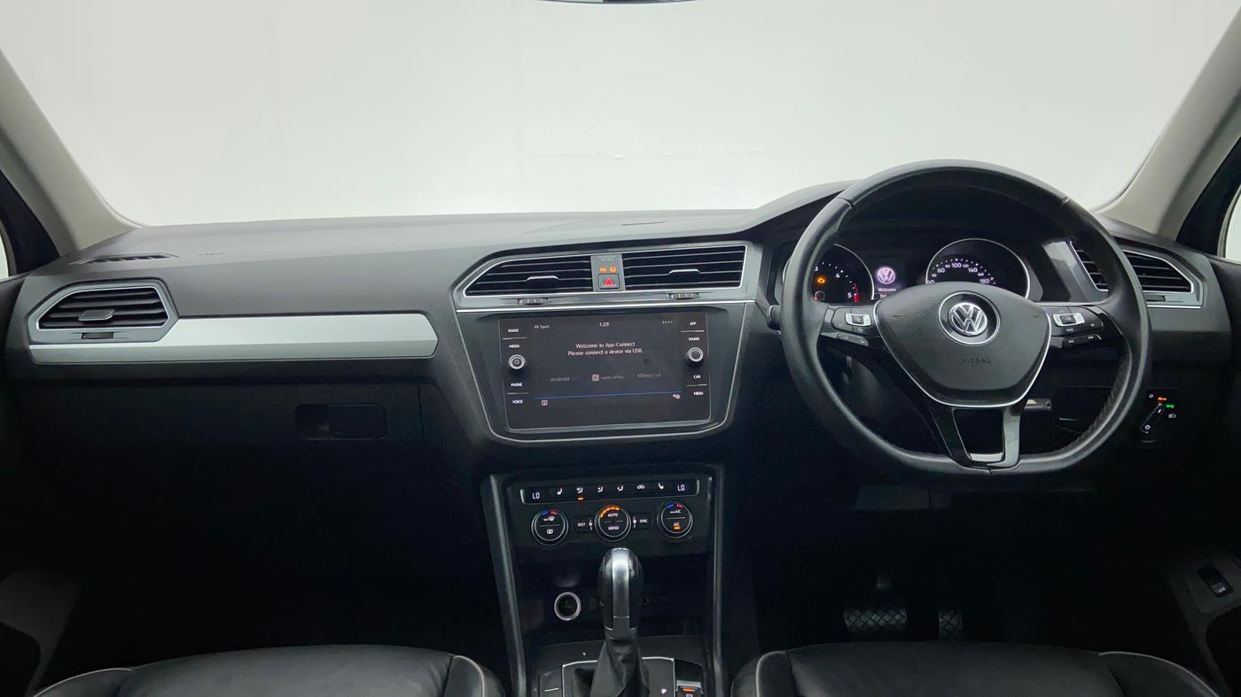 2019 Volkswagen TIGUAN COMFORTLINE TDI AT, Diesel, Automatic, 52,993 km, Dashboard