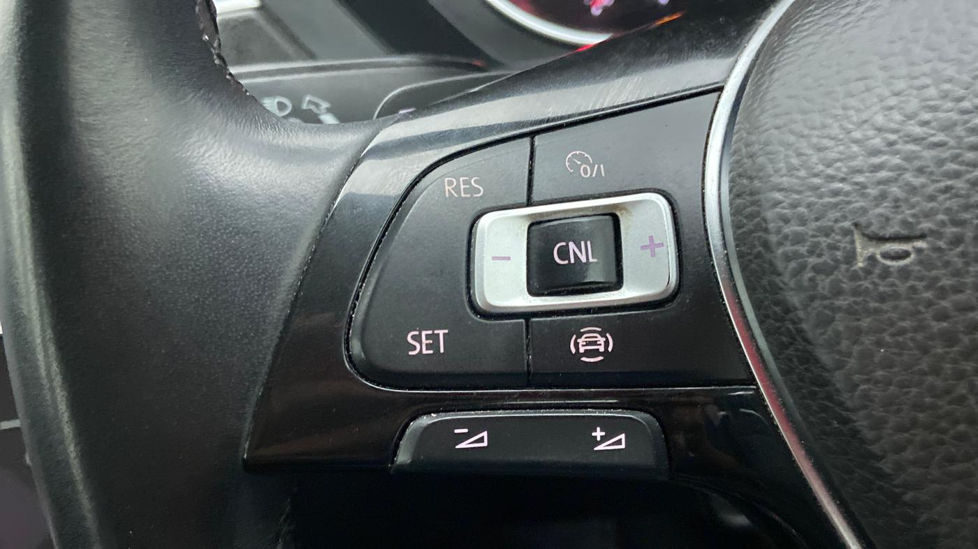 2019 Volkswagen TIGUAN COMFORTLINE TDI AT, Diesel, Automatic, 52,993 km, Adaptive Cruise Control
