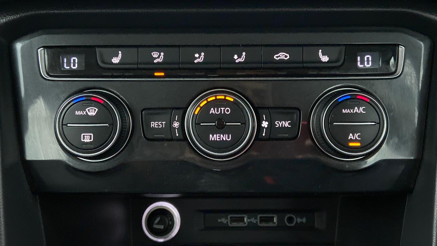 2019 Volkswagen TIGUAN COMFORTLINE TDI AT, Diesel, Automatic, 52,993 km, Automatic Climate Control