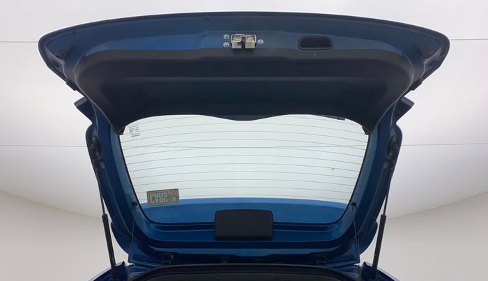 2017 Maruti IGNIS ZETA 1.2, CNG, Manual, 1,01,271 km, Boot Door Open