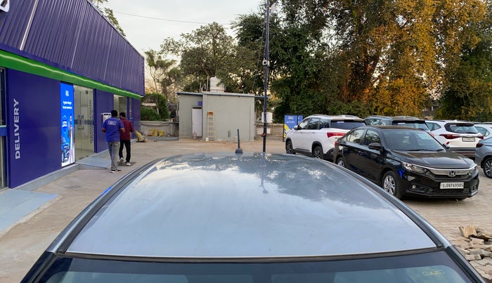 2017 Maruti Baleno ZETA PETROL 1.2, Petrol, Manual, 34,287 km, Moonroof/ Sunroof