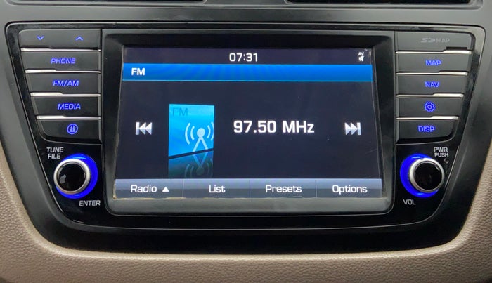 2016 Hyundai Elite i20 ASTA 1.2 (O), Petrol, Manual, 34,107 km, Infotainment System