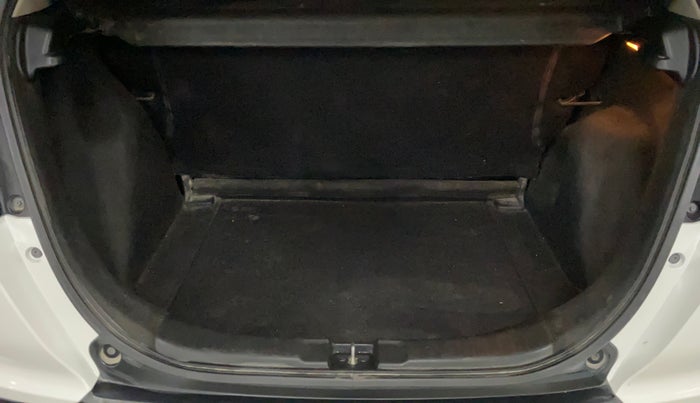 2021 Honda WR-V 1.5L I-DTEC VX MT, Diesel, Manual, 31,014 km, Boot Inside