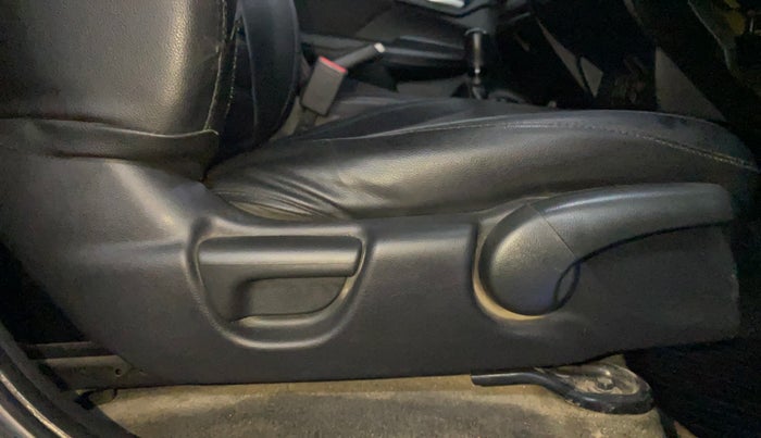 2021 Honda WR-V 1.5L I-DTEC VX MT, Diesel, Manual, 31,014 km, Driver Side Adjustment Panel