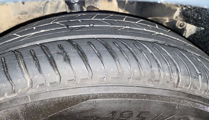 2021 Honda WR-V 1.5L I-DTEC VX MT, Diesel, Manual, 31,014 km, Right Front Tyre Tread