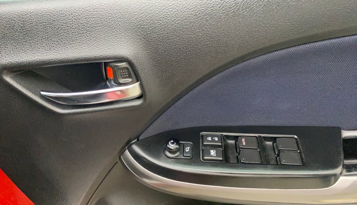 2022 Toyota Glanza V, Petrol, Manual, 88,072 km, Driver Side Door Panels Control