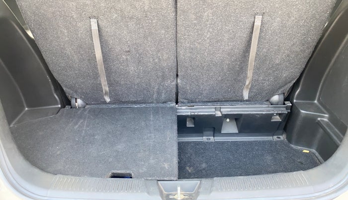 2021 Maruti XL6 ALPHA MT, Petrol, Manual, 67,823 km, Boot Inside