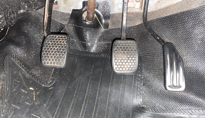 2016 Maruti Alto 800 LXI, Petrol, Manual, 37,958 km, Pedals