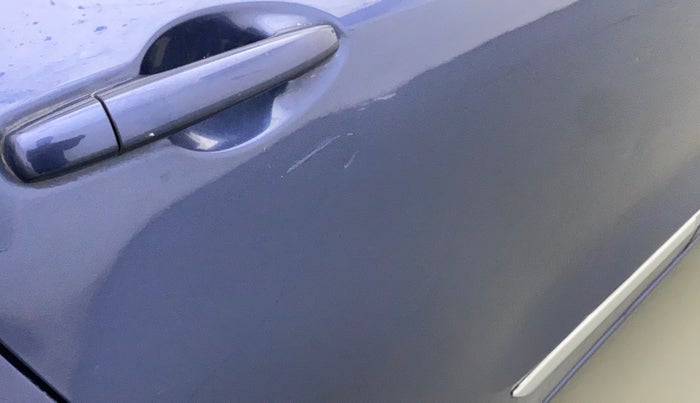 2017 Maruti Dzire VDI AMT, Diesel, Automatic, 43,440 km, Right rear door - Slightly dented