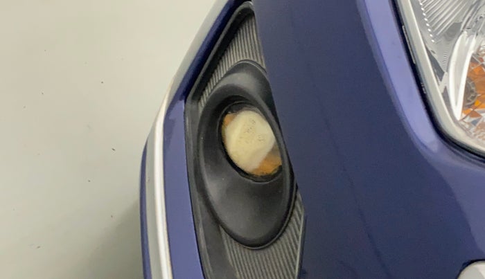 2017 Maruti Dzire VDI AMT, Diesel, Automatic, 43,440 km, Right fog light - Not working