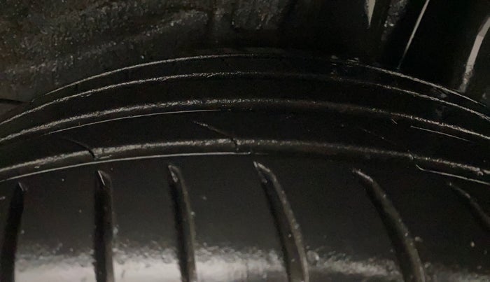 2020 KIA SONET HTK PLUS 1.0 DCT, Petrol, Automatic, 70,853 km, Left Rear Tyre Tread