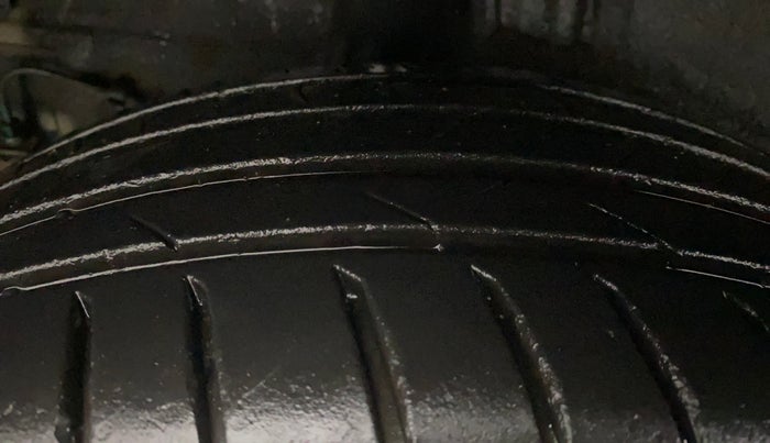 2020 KIA SONET HTK PLUS 1.0 DCT, Petrol, Automatic, 70,853 km, Right Rear Tyre Tread