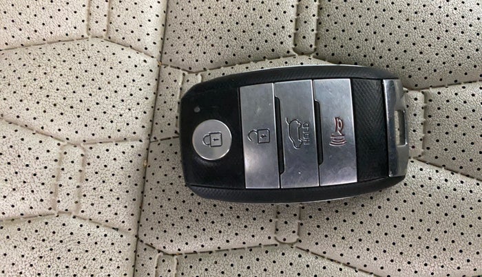 2020 KIA SELTOS HTX PLUS AT1.5 DIESEL, Diesel, Automatic, 77,967 km, Key Close Up