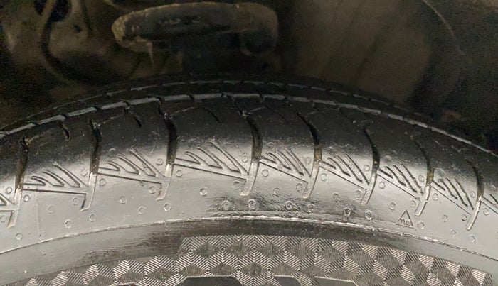 2020 KIA SELTOS HTX PLUS AT1.5 DIESEL, Diesel, Automatic, 77,967 km, Right Front Tyre Tread