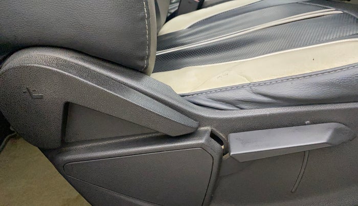 2014 Ford Ecosport TITANIUM 1.5L PETROL AT, Petrol, Automatic, 76,530 km, Driver Side Adjustment Panel