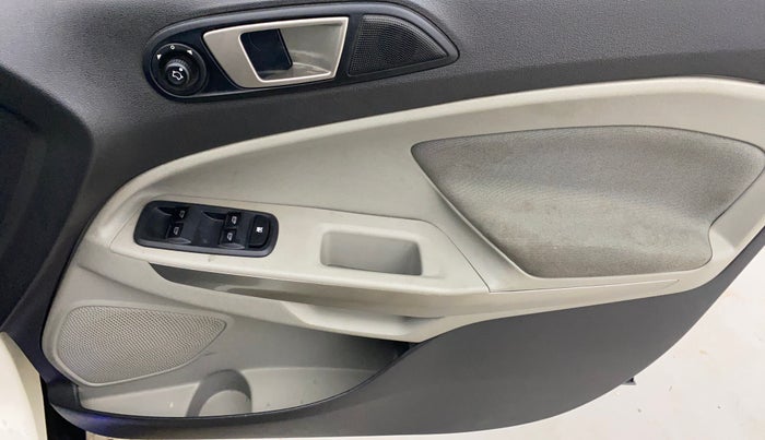 2014 Ford Ecosport TITANIUM 1.5L PETROL AT, Petrol, Automatic, 76,530 km, Driver Side Door Panels Control