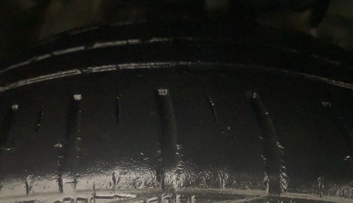 2015 Tata Zest XT PETROL, Petrol, Manual, 89,020 km, Right Front Tyre Tread