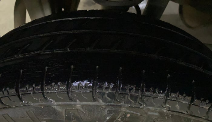 2018 Maruti Alto 800 LXI, Petrol, Manual, 43,258 km, Right Rear Tyre Tread