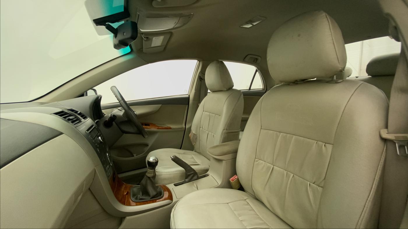 2011 Toyota Corolla Altis G PETROL, Petrol, Manual, 86,841 km, Right Side Front Door Cabin