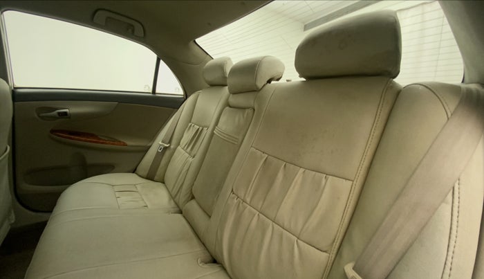2011 Toyota Corolla Altis G PETROL, Petrol, Manual, 86,841 km, Right Side Rear Door Cabin