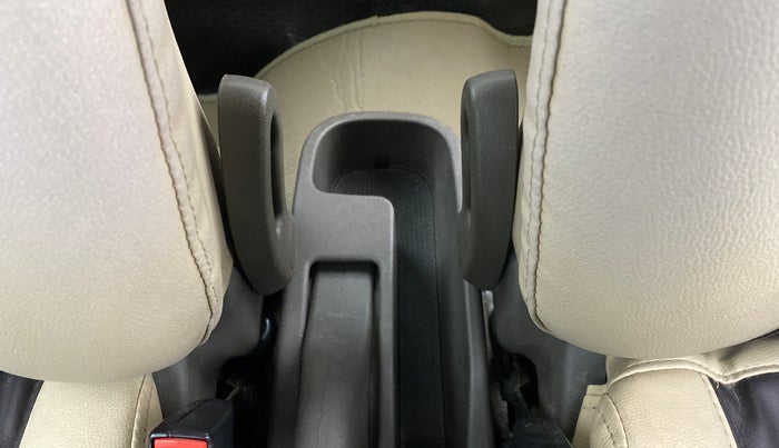 2016 Hyundai i10 MAGNA 1.1 IRDE2, Petrol, Manual, 47,304 km, Driver Side Adjustment Panel