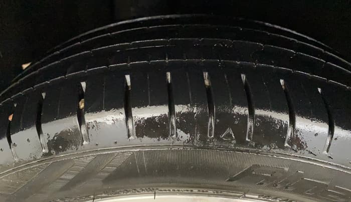2021 Maruti Baleno ZETA PETROL 1.2, Petrol, Manual, 4,937 km, Right Rear Tyre Tread