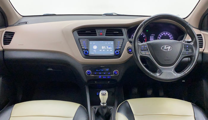 2016 Hyundai Elite i20 ASTA 1.2, Petrol, Manual, 1,18,443 km, Dashboard